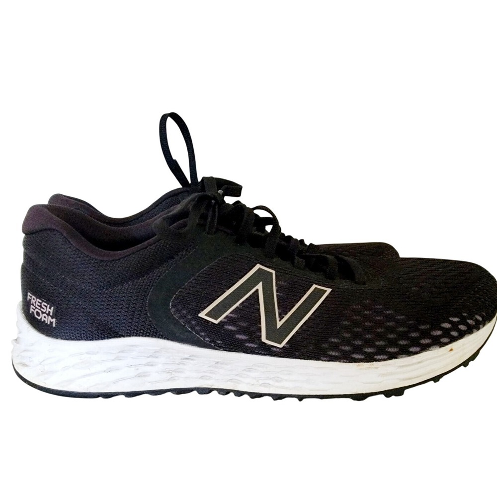 New Balance 9.5 Womens Black Running Shoes Soft Foam Size 9.5
